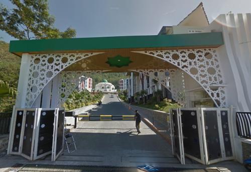 Al Izzah Integrated Islamic Junior High School Batu, Private School | We provide Indonesia infrastructure map on various property sectors and data. Access property listings, infrastructure developments, news, and valuable transaction data for informed decisions.