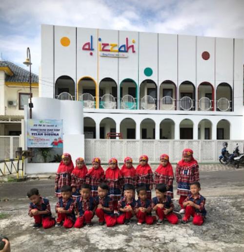 Al Izzah 2 Integrated Islamic Kindergarten Batu, Private School | We provide Indonesia infrastructure map on various property sectors and data. Access property listings, infrastructure developments, news, and valuable transaction data for informed decisions.