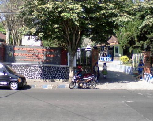 Widyatama Christian Junior High School Batu, Private School | We provide Indonesia infrastructure map on various property sectors and data. Access property listings, infrastructure developments, news, and valuable transaction data for informed decisions.