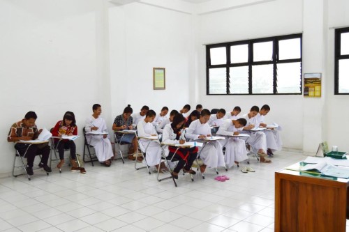 Kertarajasa High School of Buddhism, University | We provide Indonesia infrastructure map on various property sectors and data. Access property listings, infrastructure developments, news, and valuable transaction data for informed decisions.