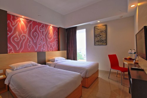 Completed hotel, Metropolitan Land Tbk (Metland) | We provide Indonesia infrastructure map on various property sectors and data. Access property listings, infrastructure developments, news, and valuable transaction data for informed decisions.