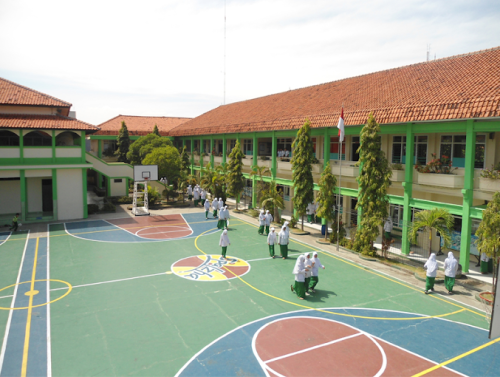 Al Azhar 3 Islamic Primary School, Private School | We provide Indonesia infrastructure map on various property sectors and data. Access property listings, infrastructure developments, news, and valuable transaction data for informed decisions.
