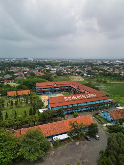 Al Azhar 5 Islamic Senior High School, Private School | We provide Indonesia infrastructure map on various property sectors and data. Access property listings, infrastructure developments, news, and valuable transaction data for informed decisions.