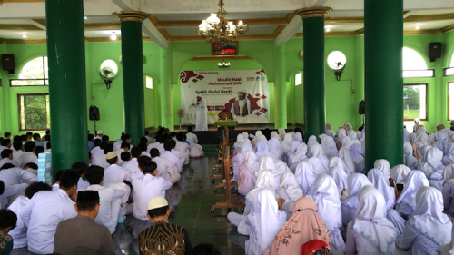 Al Azhar 5 Islamic Senior High School, Private School | We provide Indonesia infrastructure map on various property sectors and data. Access property listings, infrastructure developments, news, and valuable transaction data for informed decisions.