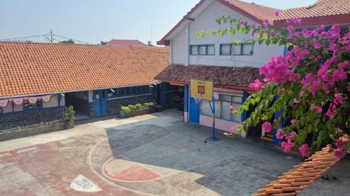 BPK Penabur Christian Primary School, Private School | We provide Indonesia infrastructure map on various property sectors and data. Access property listings, infrastructure developments, news, and valuable transaction data for informed decisions.