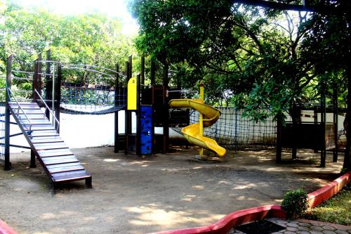 BPK Penabur Plus Christian Kindergarten, Private School | We provide Indonesia infrastructure map on various property sectors and data. Access property listings, infrastructure developments, news, and valuable transaction data for informed decisions.