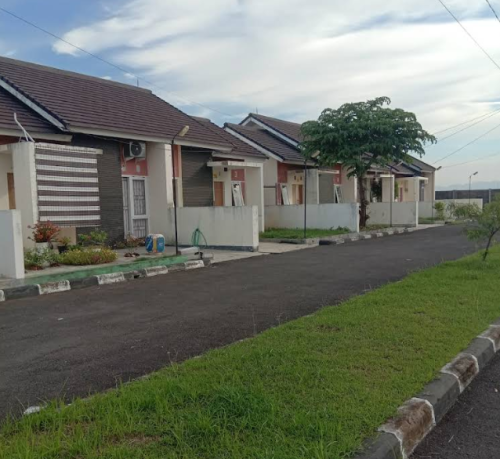 Sutan Raja Klayan Residence, residential commercial for lease sale, dijual disewakan | We provide Indonesia infrastructure map on various property sectors and data. Access property listings, infrastructure developments, news, and valuable transaction data for informed decisions.