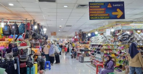 Pusat Grosir Cirebon (PGC), Strata Retail | We provide Indonesia infrastructure map on various property sectors and data. Access property listings, infrastructure developments, news, and valuable transaction data for informed decisions.