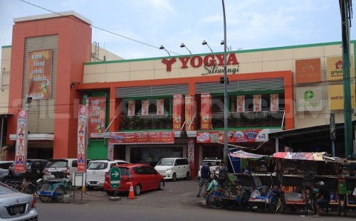 Yogya Siliwangi, Strata Retail, Yogya Group | We provide Indonesia infrastructure map on various property sectors and data. Access property listings, infrastructure developments, news, and valuable transaction data for informed decisions.
