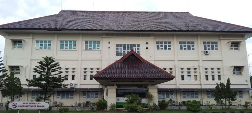 Health Polytechnic Ministry of Health Tasikmalaya Cirebon Campus, University | We provide Indonesia infrastructure map on various property sectors and data. Access property listings, infrastructure developments, news, and valuable transaction data for informed decisions.