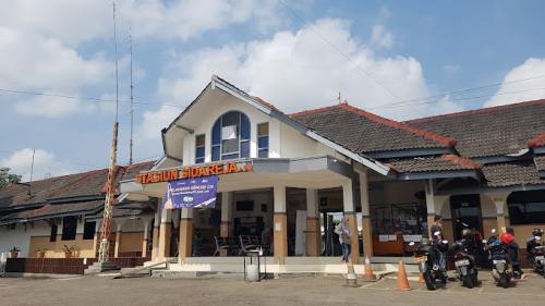 Sidareja Station, Intercity Station | We provide Indonesia infrastructure map on various property sectors and data. Access property listings, infrastructure developments, news, and valuable transaction data for informed decisions.