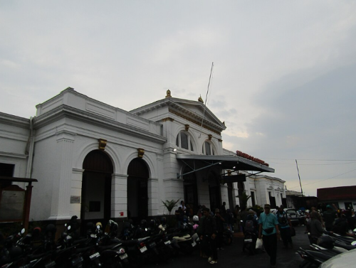 Solo Jebres Station, Intercity Station | We provide Indonesia infrastructure map on various property sectors and data. Access property listings, infrastructure developments, news, and valuable transaction data for informed decisions.
