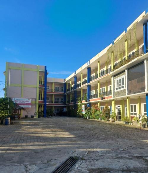 Al-Hanif Girls Integrated Islamic Senior High School, Private School | We provide Indonesia infrastructure map on various property sectors and data. Access property listings, infrastructure developments, news, and valuable transaction data for informed decisions.