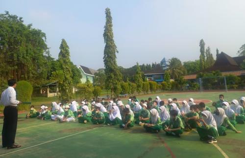 Al-Azhar 40 Cilegon Primary School, Private School | We provide Indonesia infrastructure map on various property sectors and data. Access property listings, infrastructure developments, news, and valuable transaction data for informed decisions.