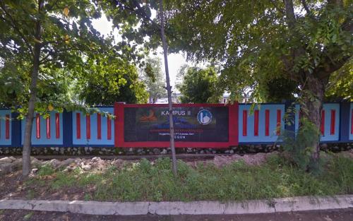 Al-Azhar 6 Cilegon Senior High School, Private School | We provide Indonesia infrastructure map on various property sectors and data. Access property listings, infrastructure developments, news, and valuable transaction data for informed decisions.