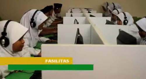 Bosowa Al-Azhar Cilegon Junior High School, Private School | We provide Indonesia infrastructure map on various property sectors and data. Access property listings, infrastructure developments, news, and valuable transaction data for informed decisions.