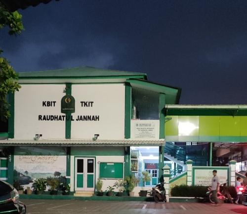 Raudhatul Jannah Integrated Islamic Kindergarten, Private School | We provide Indonesia infrastructure map on various property sectors and data. Access property listings, infrastructure developments, news, and valuable transaction data for informed decisions.