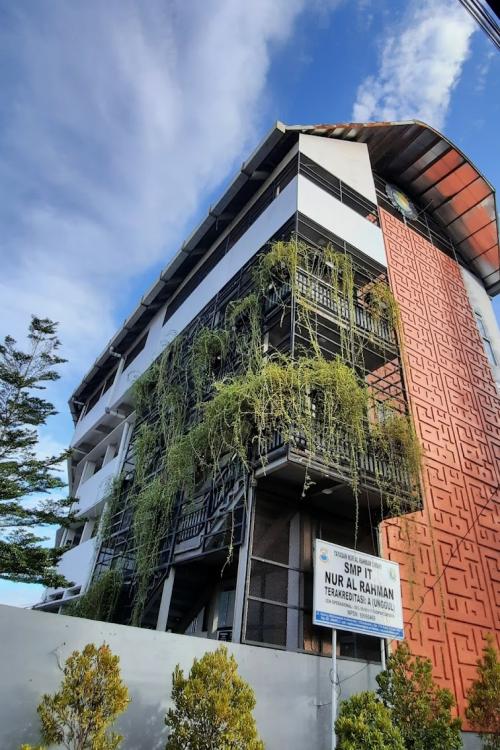 Nur Al-Rahman Junior High School, Private School | We provide Indonesia infrastructure map on various property sectors and data. Access property listings, infrastructure developments, news, and valuable transaction data for informed decisions.