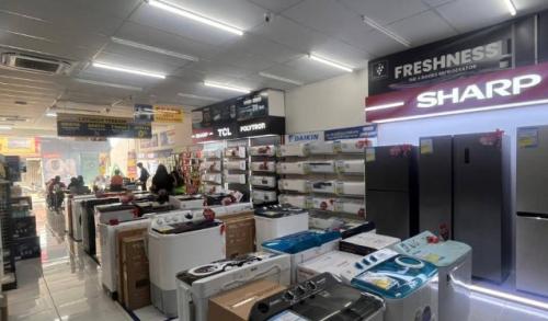 Erablue Electronics Asmawi Beji, Stand Alone Retail | We provide Indonesia infrastructure map on various property sectors and data. Access property listings, infrastructure developments, news, and valuable transaction data for informed decisions.