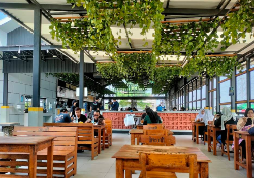 Mie Gacoan Sawangan, Stand Alone Retail | We provide Indonesia infrastructure map on various property sectors and data. Access property listings, infrastructure developments, news, and valuable transaction data for informed decisions.