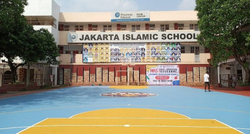 Jakarta Islamic School Depok, International School | We provide Indonesia infrastructure map on various property sectors and data. Access property listings, infrastructure developments, news, and valuable transaction data for informed decisions.