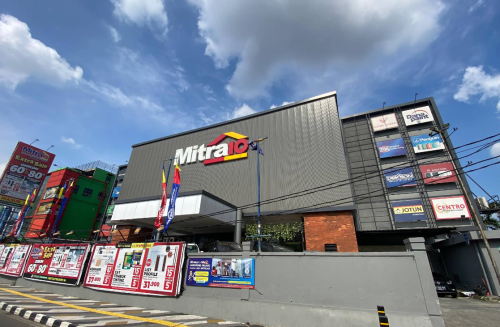 Mitra10 Depok, Stand Alone Retail | We provide Indonesia infrastructure map on various property sectors and data. Access property listings, infrastructure developments, news, and valuable transaction data for informed decisions.