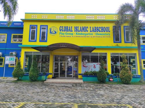 Global Islamic Kindergarten Labschool, Private School | We provide Indonesia infrastructure map on various property sectors and data. Access property listings, infrastructure developments, news, and valuable transaction data for informed decisions.