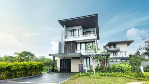 Garden Residence at Emeralda Golf, residential commercial for lease sale, dijual disewakan, Ateraland Group | We provide Indonesia infrastructure map on various property sectors and data. Access property listings, infrastructure developments, news, and valuable transaction data for informed decisions.