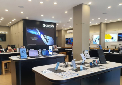 Samsung Experience Store Depok Sawangan, Stand Alone Retail | We provide Indonesia infrastructure map on various property sectors and data. Access property listings, infrastructure developments, news, and valuable transaction data for informed decisions.