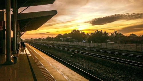 Bandar Khalipah Station, Airport Train Station | We provide Indonesia infrastructure map on various property sectors and data. Access property listings, infrastructure developments, news, and valuable transaction data for informed decisions.