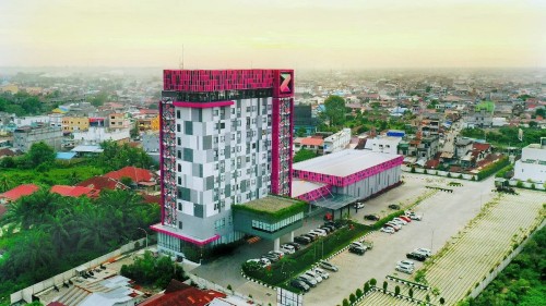 Completed hotel, Zuri Hotel Manajemen | We provide Indonesia infrastructure map on various property sectors and data. Access property listings, infrastructure developments, news, and valuable transaction data for informed decisions.
