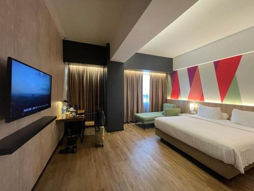 Completed hotel, Zuri Hotel Manajemen | We provide Indonesia infrastructure map on various property sectors and data. Access property listings, infrastructure developments, news, and valuable transaction data for informed decisions.