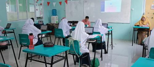 Al Izzah Integrated Islamic Senior High School Dumai, Private School | We provide Indonesia infrastructure map on various property sectors and data. Access property listings, infrastructure developments, news, and valuable transaction data for informed decisions.