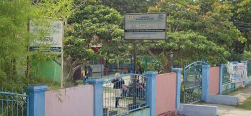 Al Izzah 2 Integrated Islamic Kindergarten, Private School | We provide Indonesia infrastructure map on various property sectors and data. Access property listings, infrastructure developments, news, and valuable transaction data for informed decisions.
