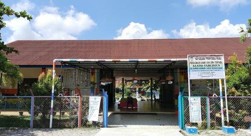 Santo Tarcisius Kindergarten Dumai, Private School | We provide Indonesia infrastructure map on various property sectors and data. Access property listings, infrastructure developments, news, and valuable transaction data for informed decisions.