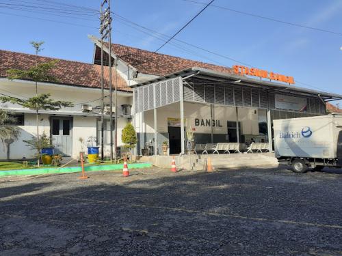 Bangil Station, Intercity Station | We provide Indonesia infrastructure map on various property sectors and data. Access property listings, infrastructure developments, news, and valuable transaction data for informed decisions.
