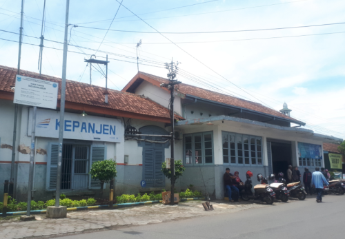 Kepanjen Station, Intercity Station | We provide Indonesia infrastructure map on various property sectors and data. Access property listings, infrastructure developments, news, and valuable transaction data for informed decisions.
