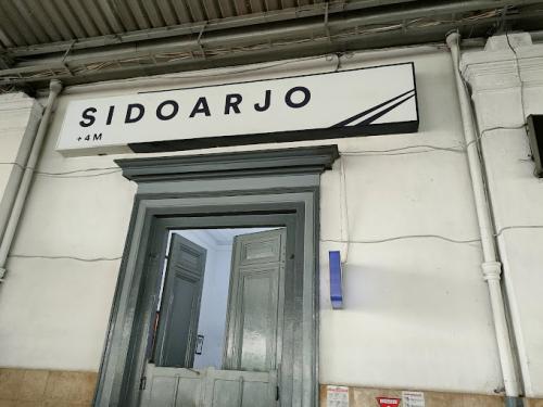 Sidoarjo Station, Intercity Station | We provide Indonesia infrastructure map on various property sectors and data. Access property listings, infrastructure developments, news, and valuable transaction data for informed decisions.