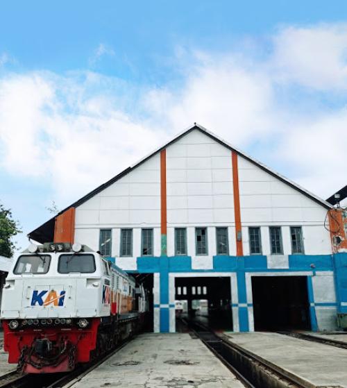 Sidotopo Station, Intercity Station | We provide Indonesia infrastructure map on various property sectors and data. Access property listings, infrastructure developments, news, and valuable transaction data for informed decisions.