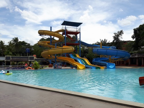 Situ Gintung Tourism Park, Entertainment | We provide Indonesia infrastructure map on various property sectors and data. Access property listings, infrastructure developments, news, and valuable transaction data for informed decisions.