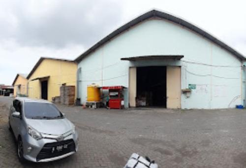 Gantari Warehouse, Warehouse | We provide Indonesia infrastructure map on various property sectors and data. Access property listings, infrastructure developments, news, and valuable transaction data for informed decisions.