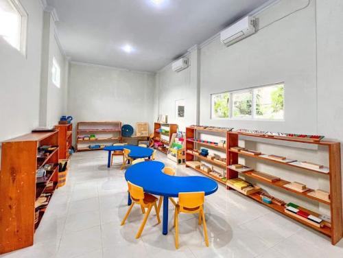 BrilliKids Leadership Elementary School, Private School | We provide Indonesia infrastructure map on various property sectors and data. Access property listings, infrastructure developments, news, and valuable transaction data for informed decisions.