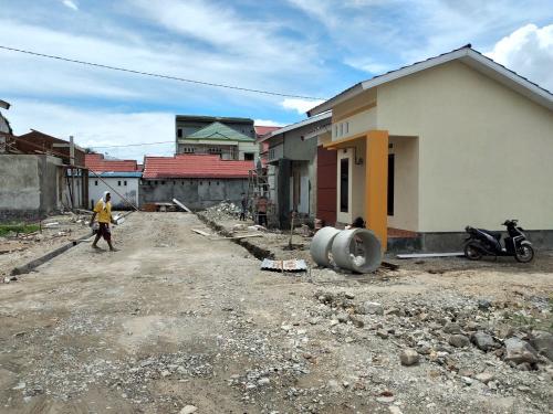 Bumi Wongkaditi Permai 2 dan 3, residential commercial for lease sale, dijual disewakan, PT Ikay Gorontalo | We provide Indonesia infrastructure map on various property sectors and data. Access property listings, infrastructure developments, news, and valuable transaction data for informed decisions.