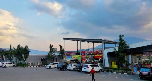 Rest Area KM 429 A, Rest Area, PT Lingga Jati | We provide Indonesia infrastructure map on various property sectors and data. Access property listings, infrastructure developments, news, and valuable transaction data for informed decisions.