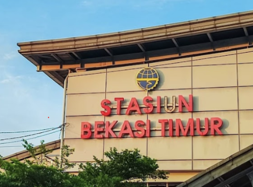 Bekasi Timur Station, Commuter Station | We provide Indonesia infrastructure map on various property sectors and data. Access property listings, infrastructure developments, news, and valuable transaction data for informed decisions.