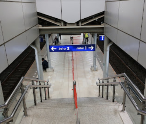 Cibitung Station, Commuter Station | We provide Indonesia infrastructure map on various property sectors and data. Access property listings, infrastructure developments, news, and valuable transaction data for informed decisions.