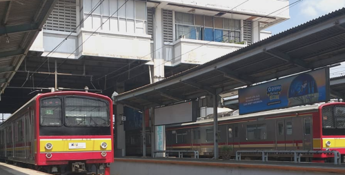 Depok Baru Station, Commuter Station | We provide Indonesia infrastructure map on various property sectors and data. Access property listings, infrastructure developments, news, and valuable transaction data for informed decisions.
