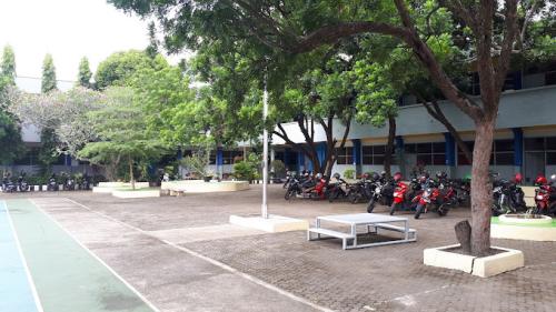 Xaverius 1 Junior High School, Private School | We provide Indonesia infrastructure map on various property sectors and data. Access property listings, infrastructure developments, news, and valuable transaction data for informed decisions.