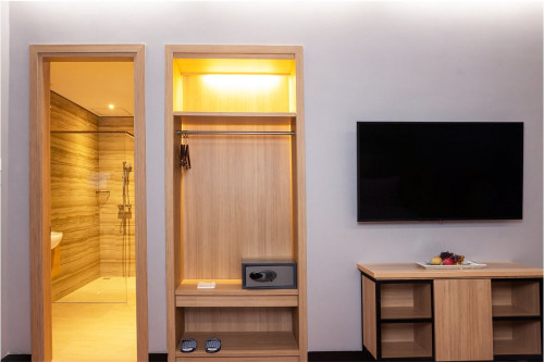 Completed hotel, Sagita Hotelindo Papua | We provide Indonesia infrastructure map on various property sectors and data. Access property listings, infrastructure developments, news, and valuable transaction data for informed decisions.