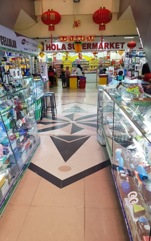 Hola Plaza, Strata Retail | We provide Indonesia infrastructure map on various property sectors and data. Access property listings, infrastructure developments, news, and valuable transaction data for informed decisions.